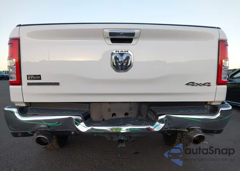 2019 Ram 1500 Big Horn/Lone Star 4X4 5'7 Box из США, поврежденный, VIN 1C6SRFFT3KN842203